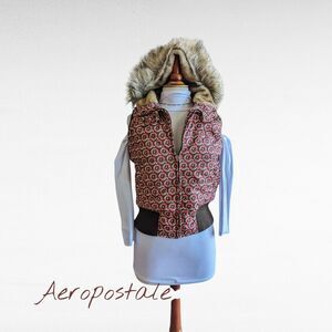 Aeropostale removable faux trim fur hooded vest    Sz M